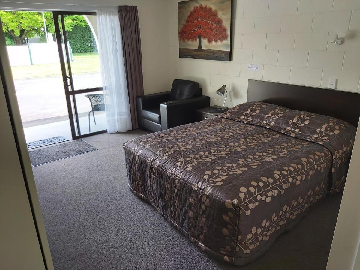 玛塔多尔汽车旅馆 Carterton 外观 照片